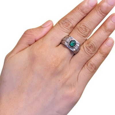 Cincin Permata Hijau 925/Perak Cincin Permata Hijau 925/Perak